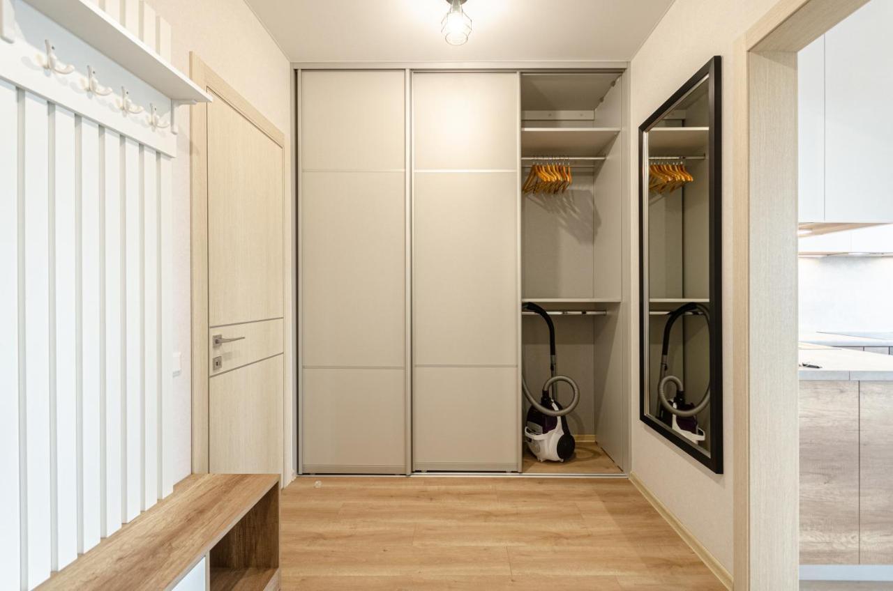 Petrovdom 5-25 In Cozy Apartment In Residential Complex "Beresteiskyi" Kyiv Exterior foto